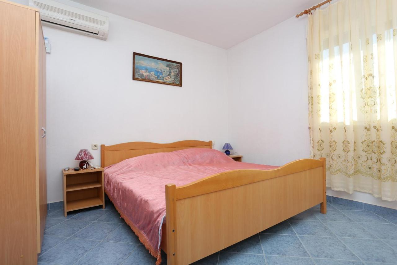 Apartments By The Sea Slatine, Ciovo - 14541 ภายนอก รูปภาพ