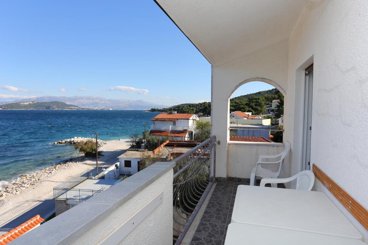 Apartments By The Sea Slatine, Ciovo - 14541 ภายนอก รูปภาพ