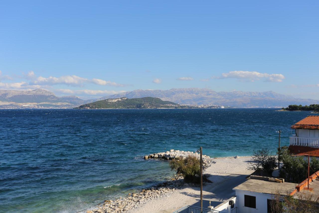Apartments By The Sea Slatine, Ciovo - 14541 ภายนอก รูปภาพ