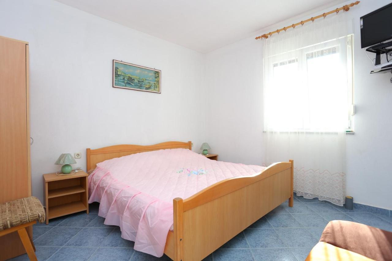 Apartments By The Sea Slatine, Ciovo - 14541 ภายนอก รูปภาพ