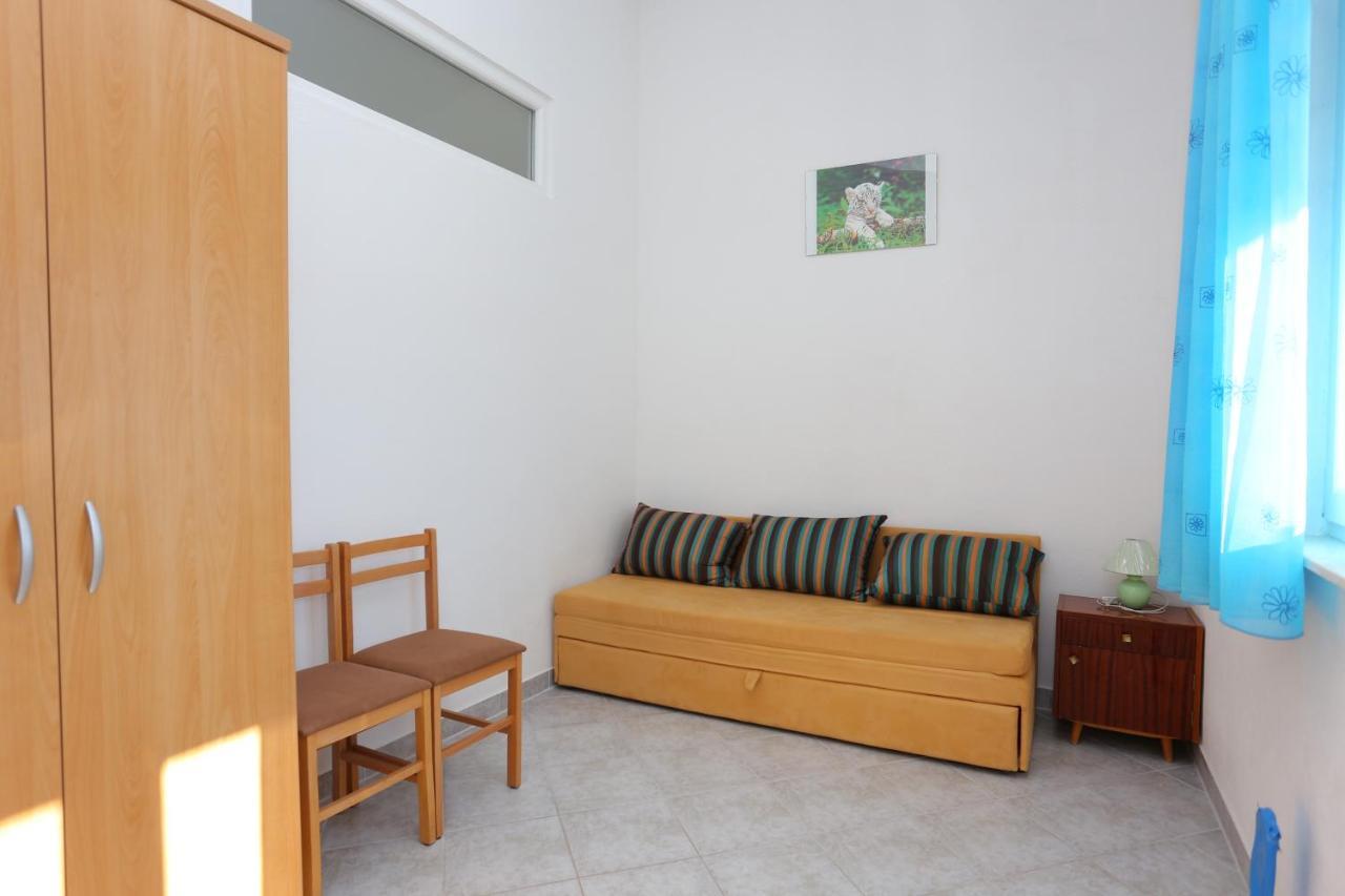 Apartments By The Sea Slatine, Ciovo - 14541 ภายนอก รูปภาพ